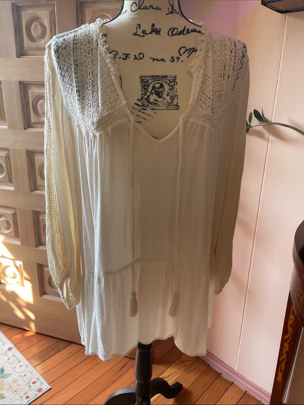 American Eagle Outfitters Cream Crochet Yoke Tunic Top